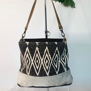 Myra Azure Printed Shoulder Bag!